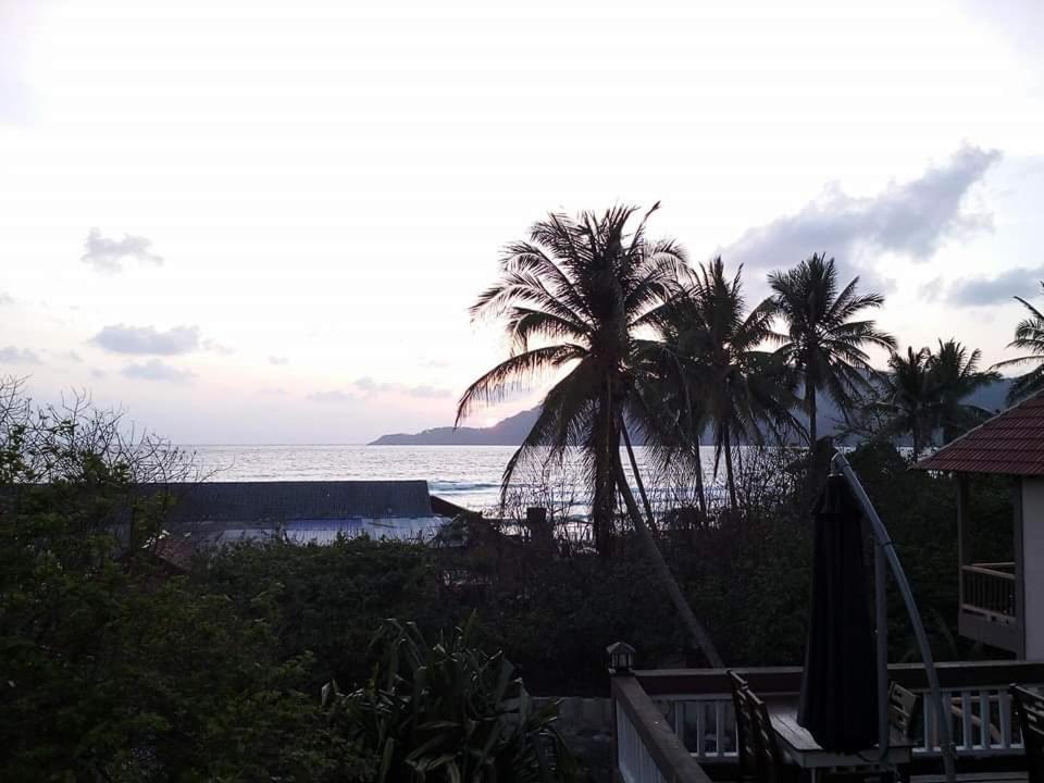 Matahari Long Beach Pulau Perhentian Bagian luar foto