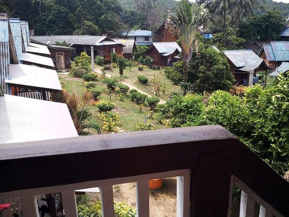 Matahari Long Beach Pulau Perhentian Bagian luar foto