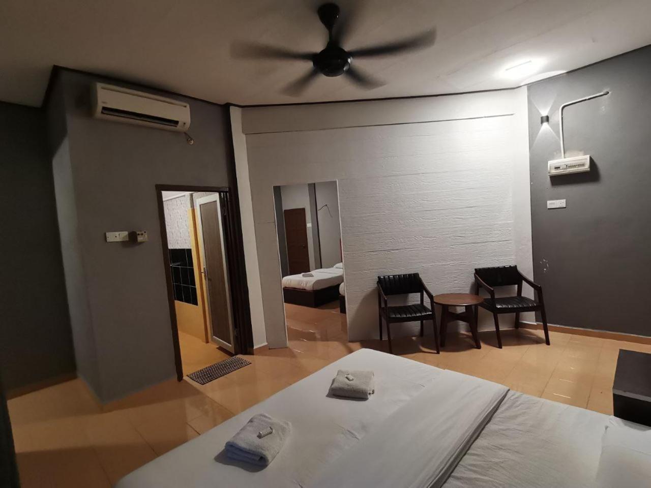 Matahari Long Beach Pulau Perhentian Bagian luar foto