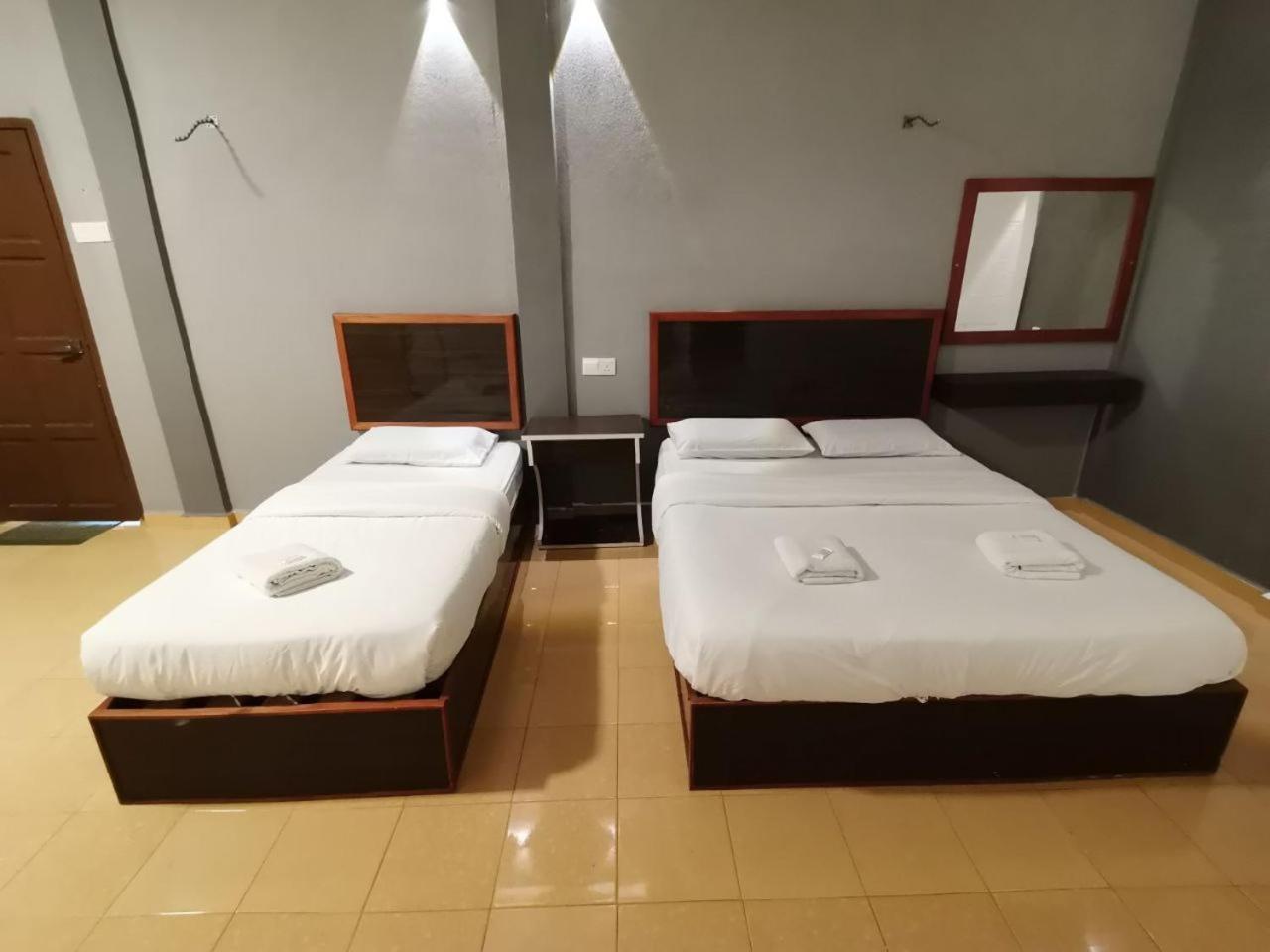 Matahari Long Beach Pulau Perhentian Bagian luar foto
